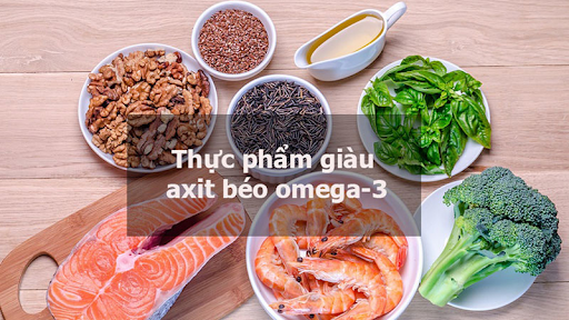 nguoi-mac-vay-phan-hong-nen-an-thuc-pham-chua-nhieu-omega-3.webp
